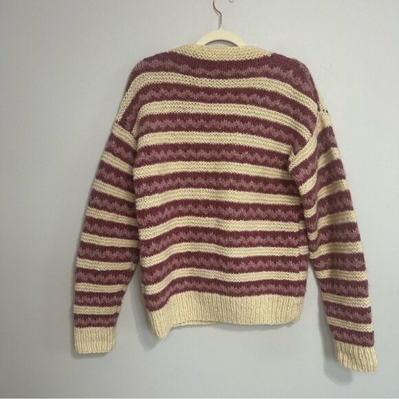 Hand Knit Wool Cream Burgundy Button Up Fair Isle Cardigan Sweater Size Large - Picture 3 of 6